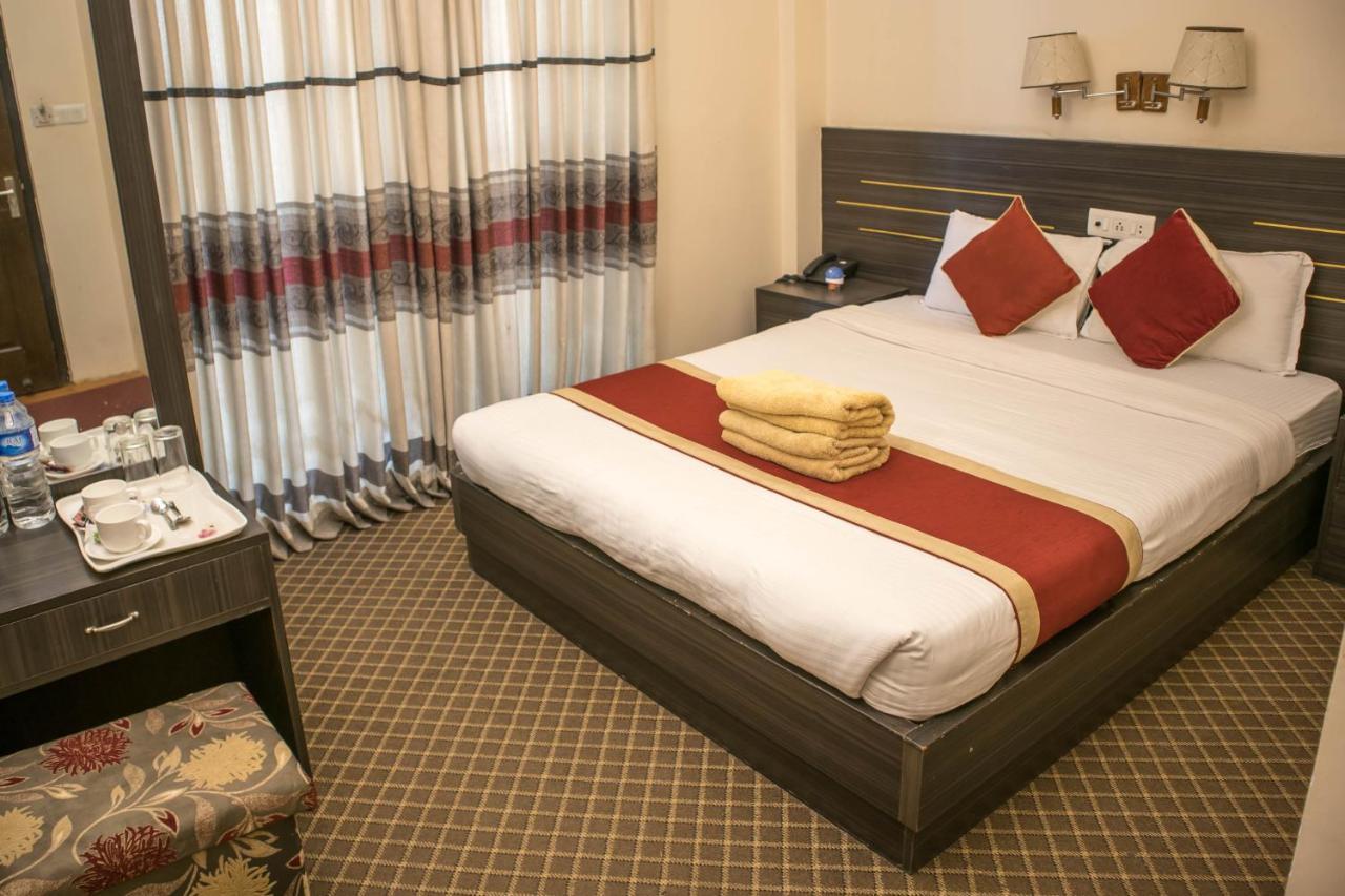 Mirage Inn Rummindei Eksteriør bilde